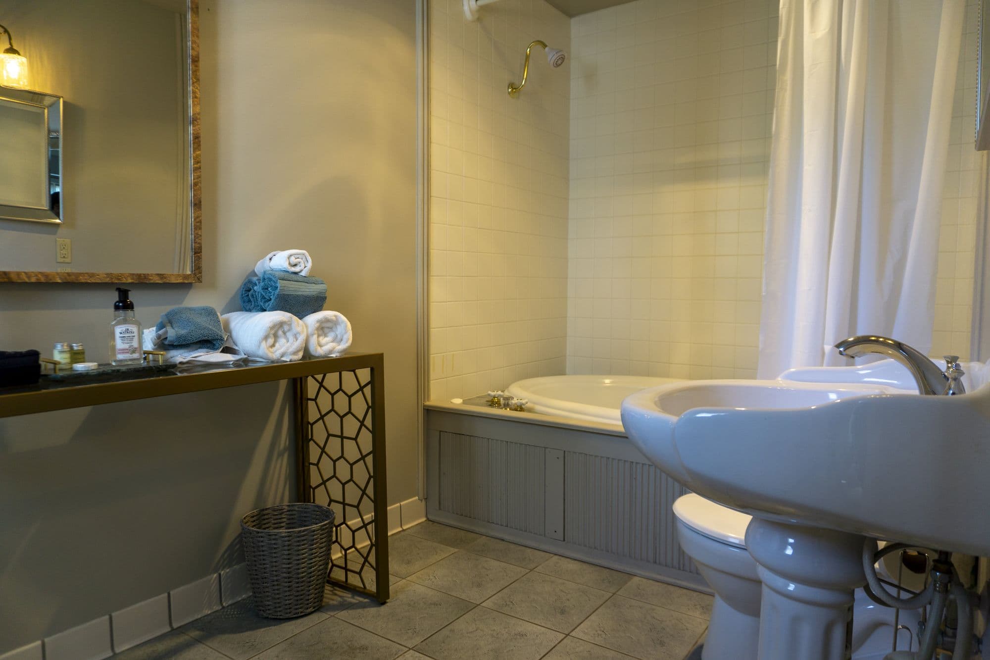 Jacuzzi tub and shower in the Fitzgerald Suite bathroom